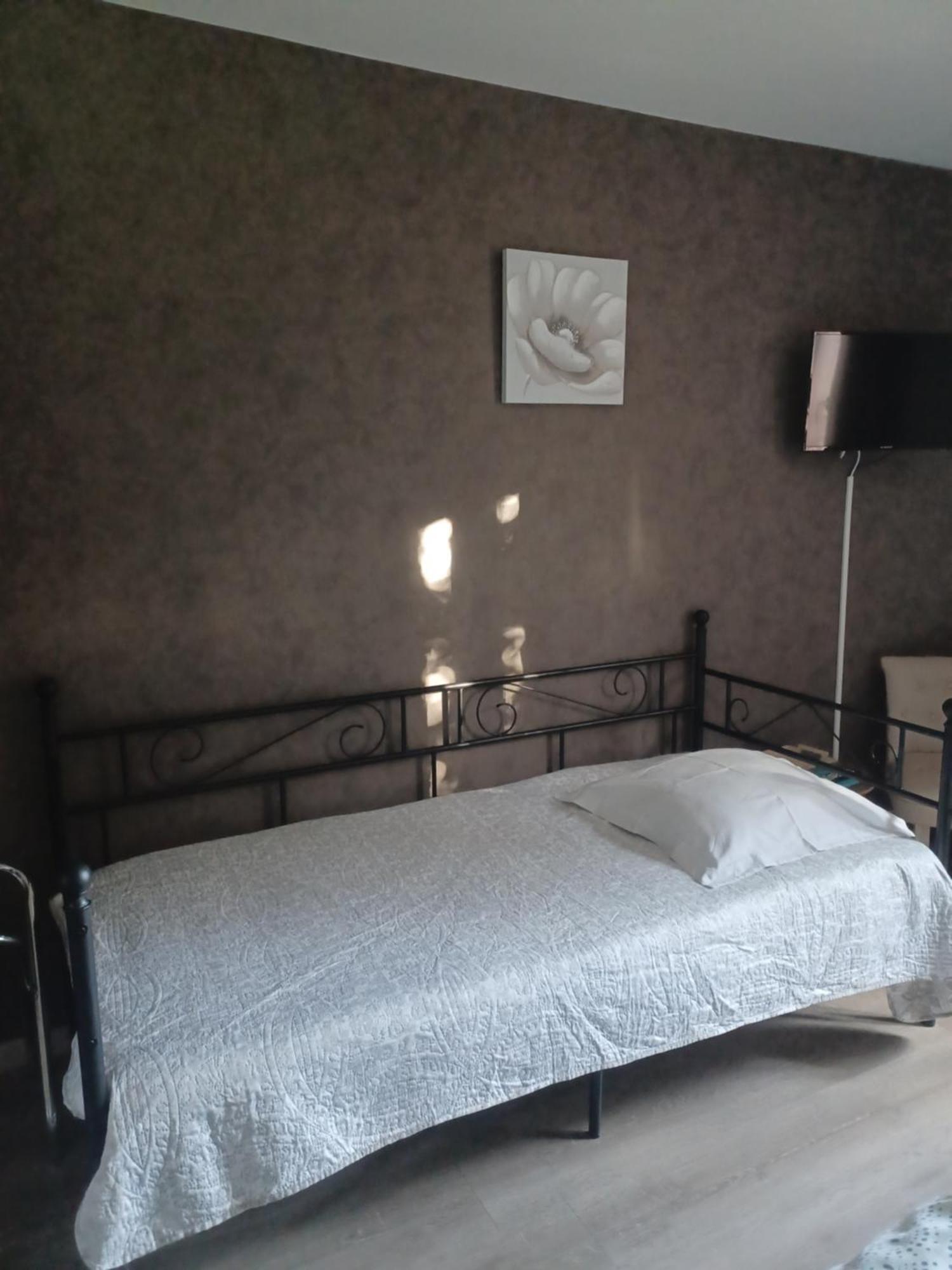 Hotel Chez Michel Et Michele Calan Zewnętrze zdjęcie