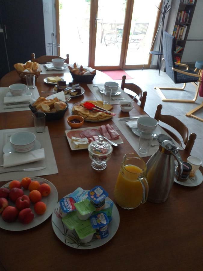 Hotel Chez Michel Et Michele Calan Zewnętrze zdjęcie